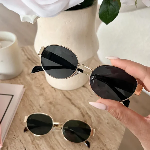 Black Oval Gold Frame-Sunglasses<Olivia & Kate Cheap